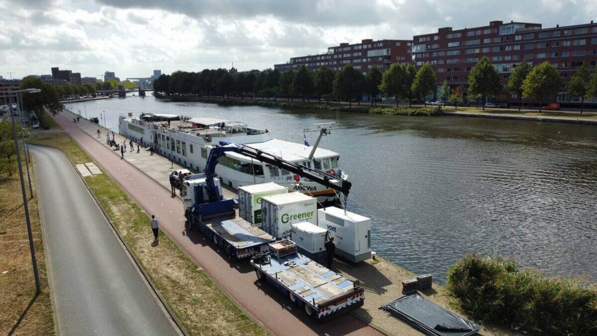 mobile batteries for shore power